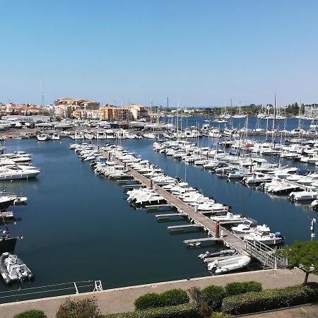Studio Cabine Vue Port Avec Parking Prive, Piscine, Parc, Boulodrome Agde Kültér fotó