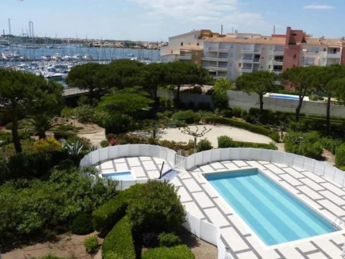 Studio Cabine Vue Port Avec Parking Prive, Piscine, Parc, Boulodrome Agde Kültér fotó