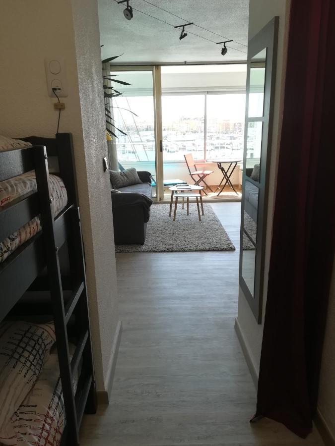 Studio Cabine Vue Port Avec Parking Prive, Piscine, Parc, Boulodrome Agde Kültér fotó