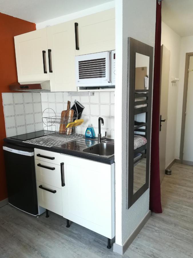 Studio Cabine Vue Port Avec Parking Prive, Piscine, Parc, Boulodrome Agde Kültér fotó
